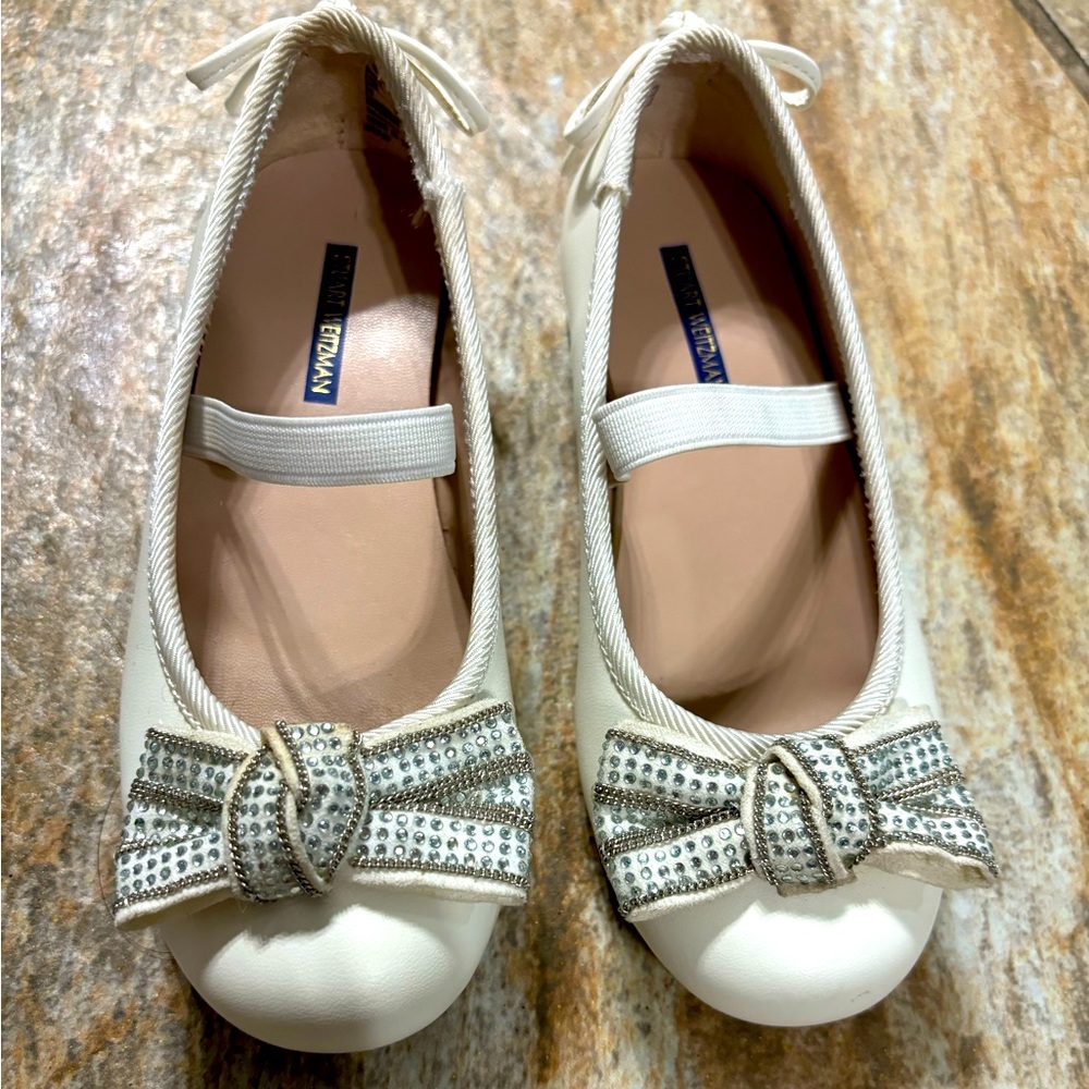 Stuart Weitzman Size 9 girls dress shoes